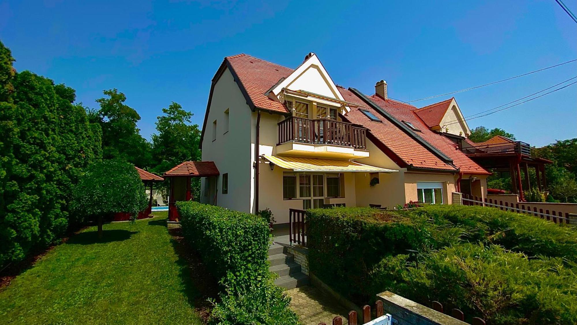 Szépkilátás Vendégház Balatonfuzfo Exterior foto