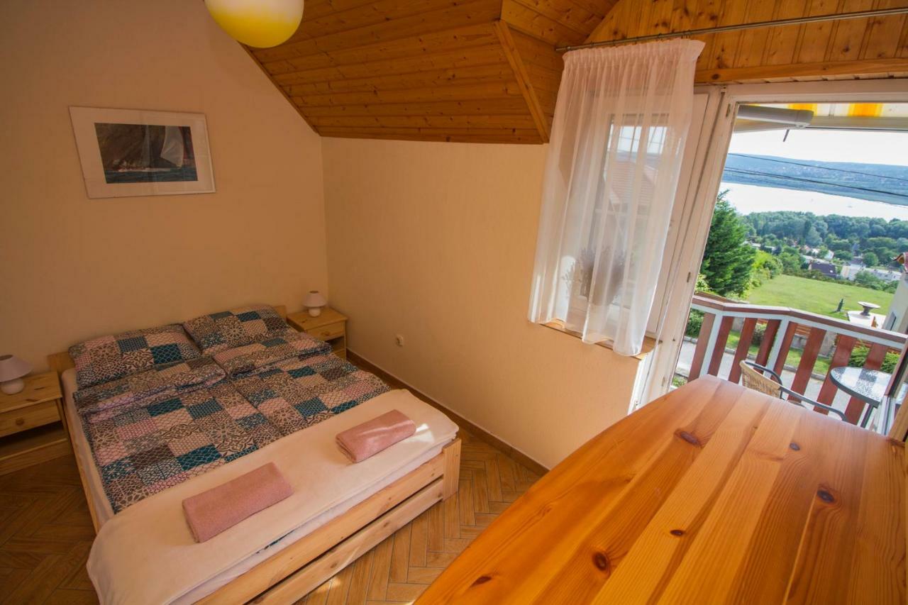 Szépkilátás Vendégház Balatonfuzfo Exterior foto