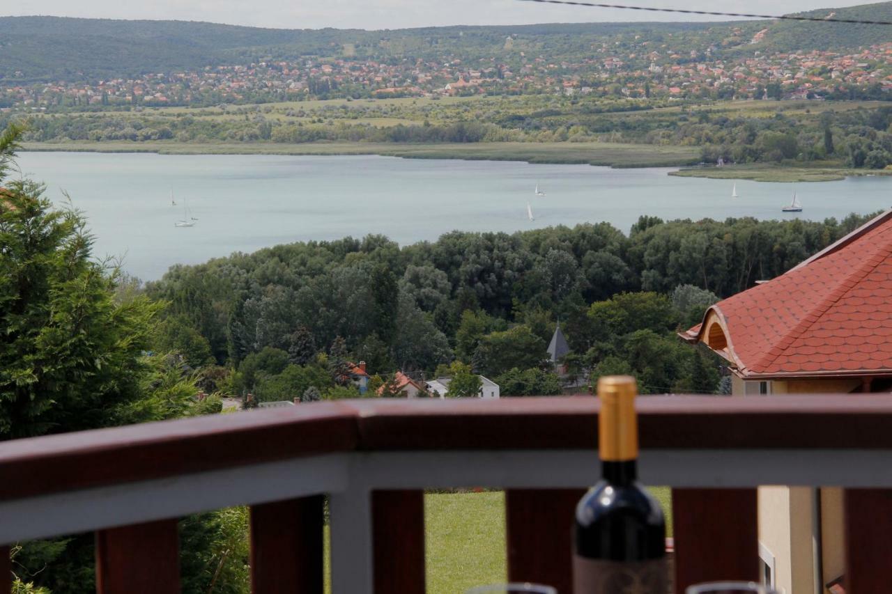 Szépkilátás Vendégház Balatonfuzfo Exterior foto