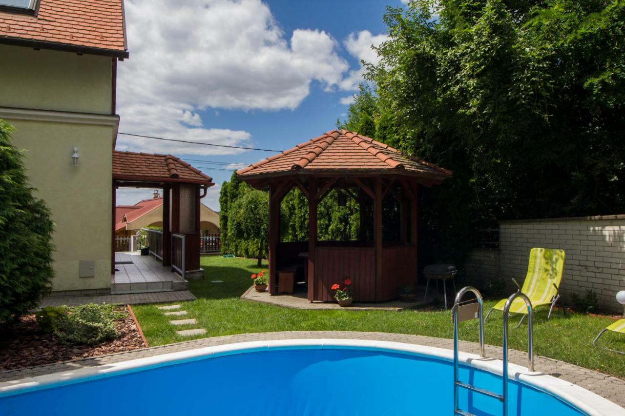 Szépkilátás Vendégház Balatonfuzfo Exterior foto