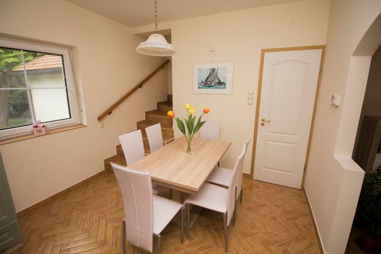 Szépkilátás Vendégház Balatonfuzfo Exterior foto