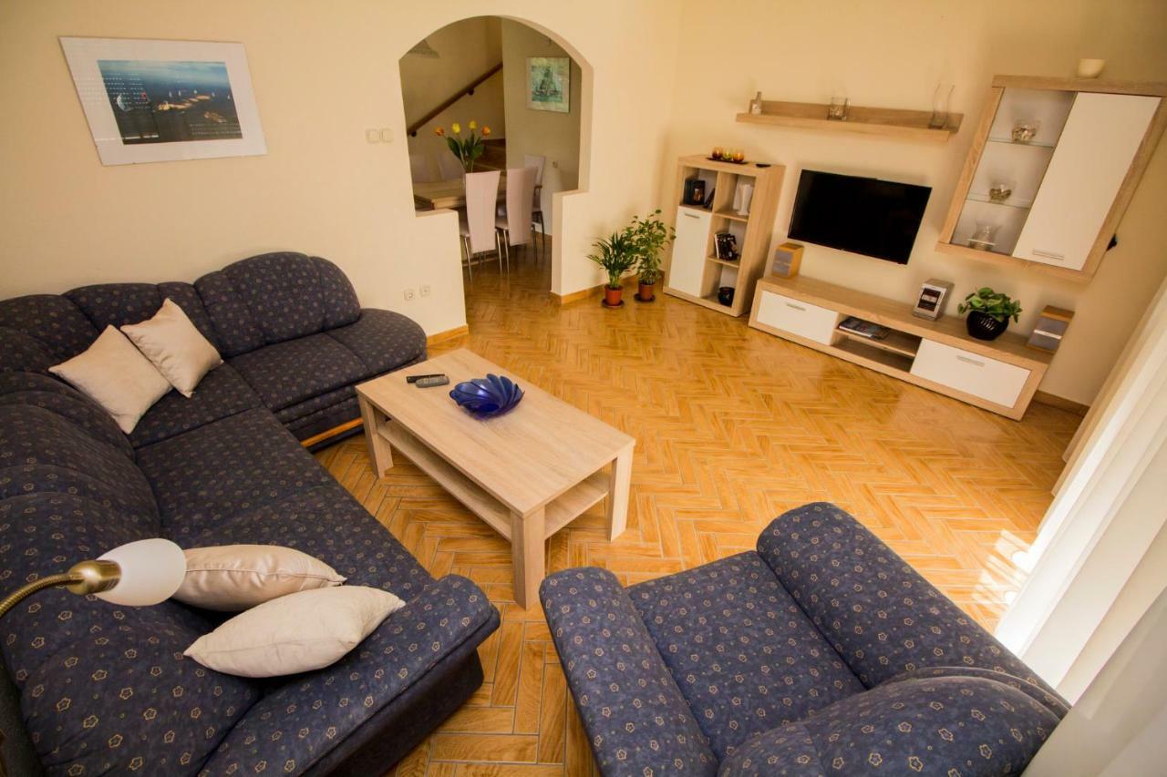 Szépkilátás Vendégház Balatonfuzfo Exterior foto
